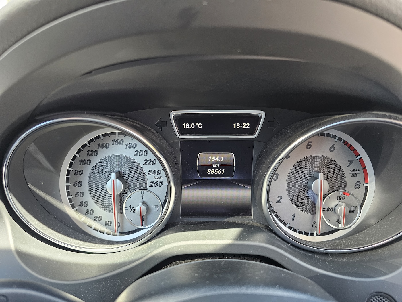 
								Mercedes-Benz CLA 180 Ambition Shooting Brake full									