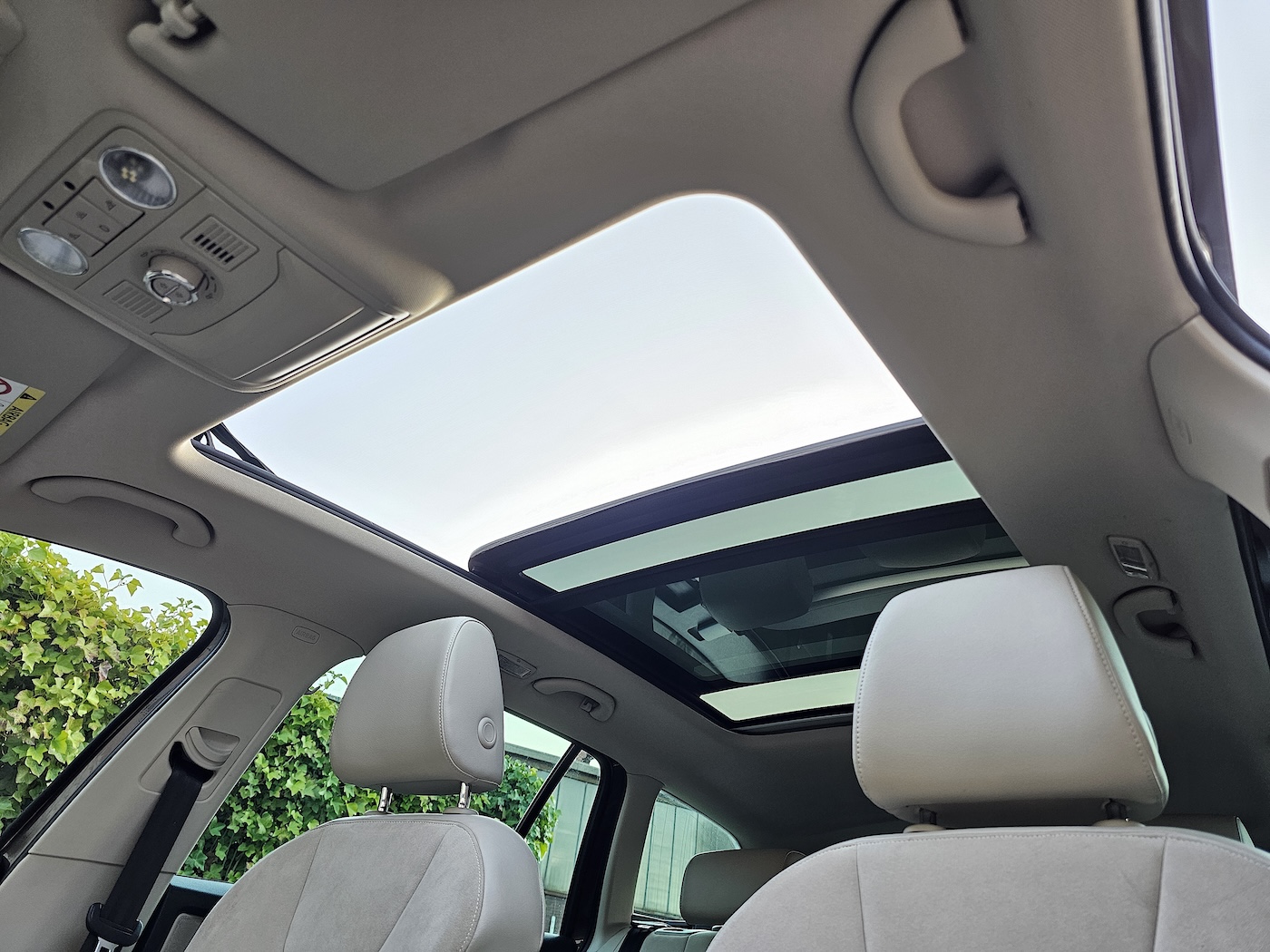 
								Skoda Octavia Combi full									