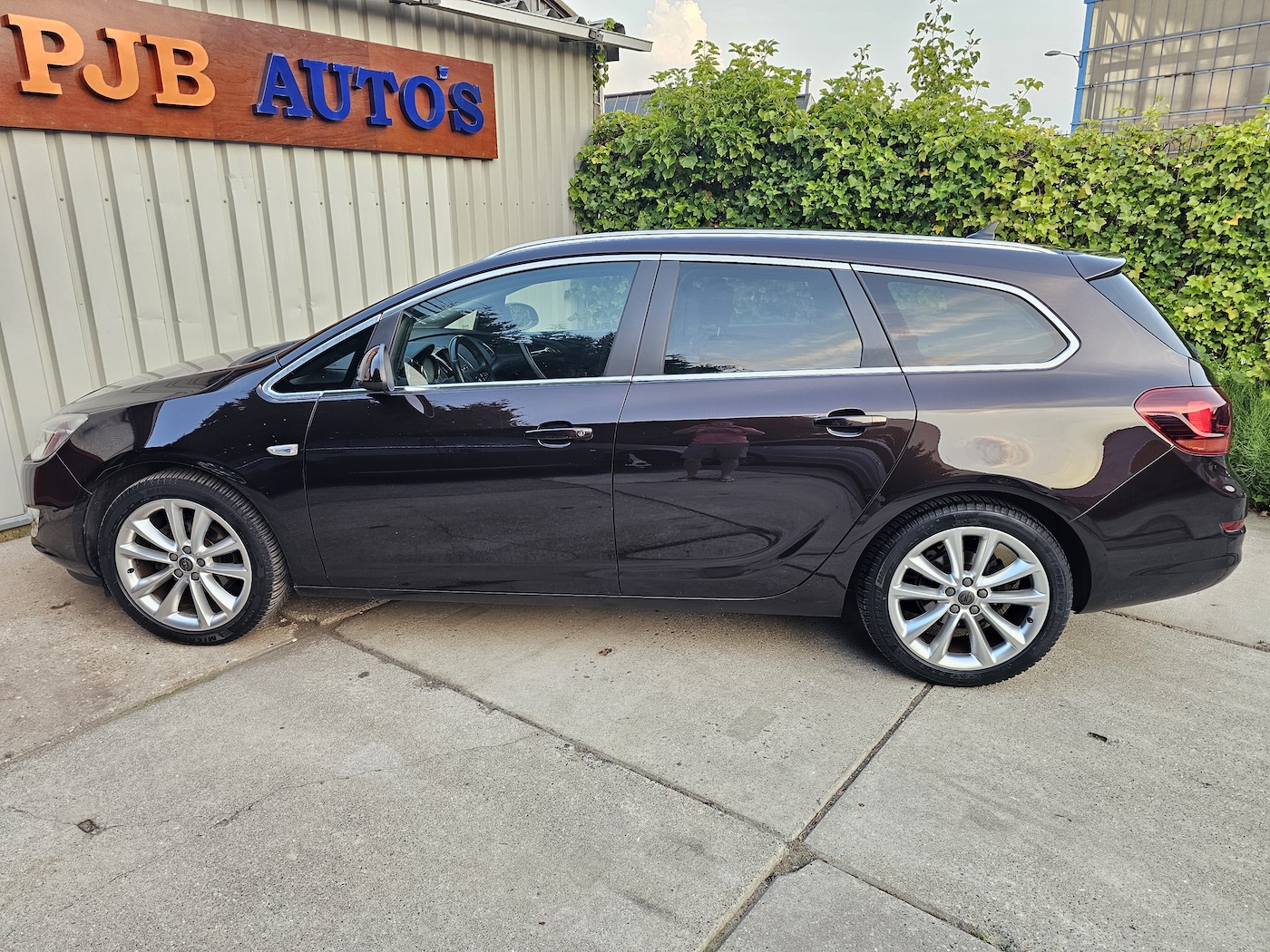 
								Opel Astra 1.4 Turbo Sports Tourer full									