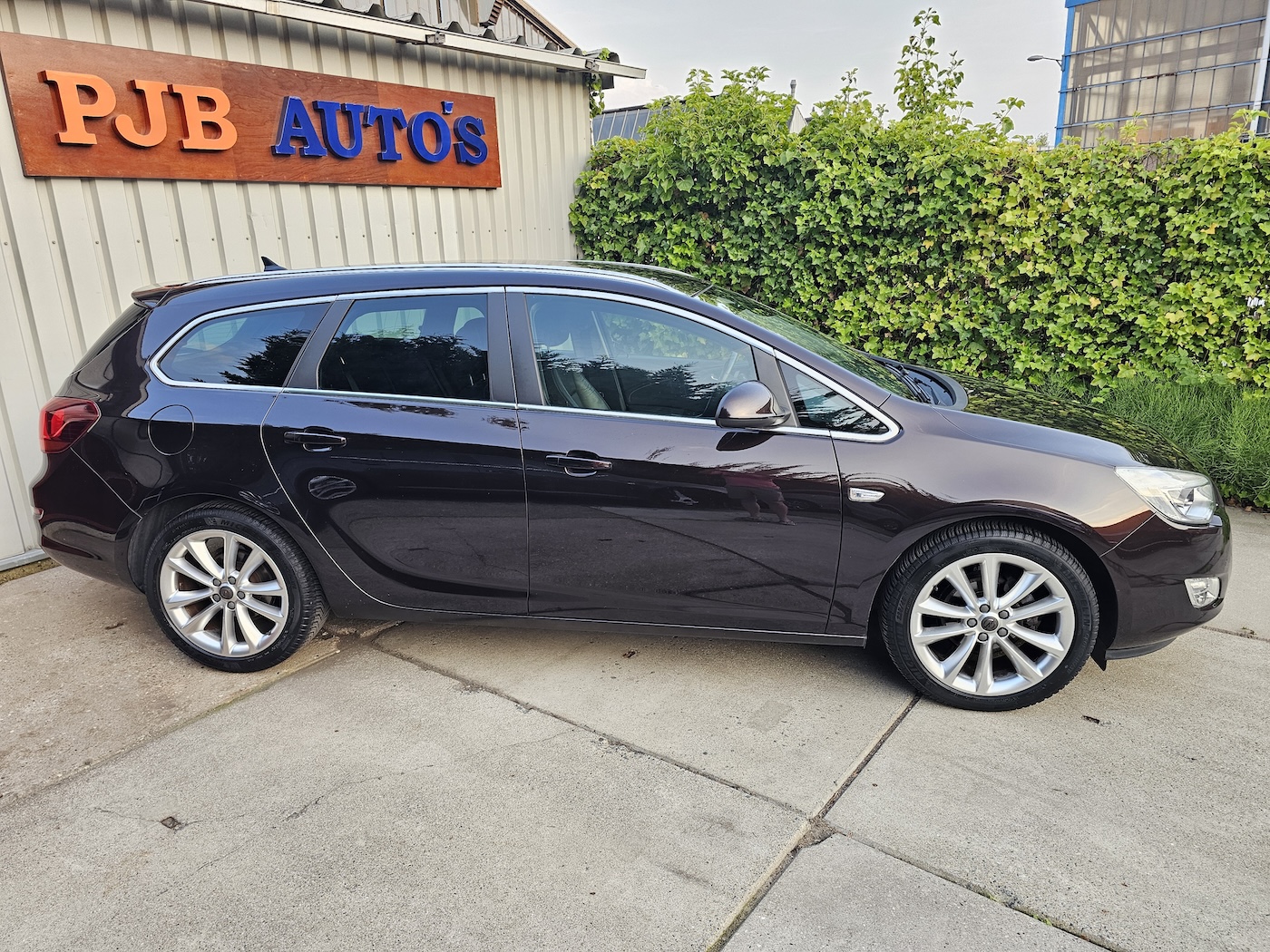 
								Opel Astra 1.4 Turbo Sports Tourer full									