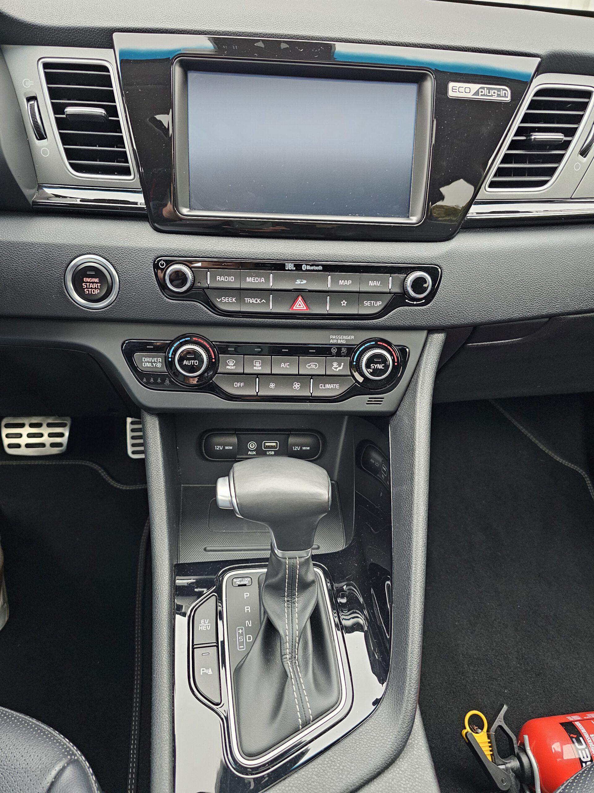 
Kia Niro full									