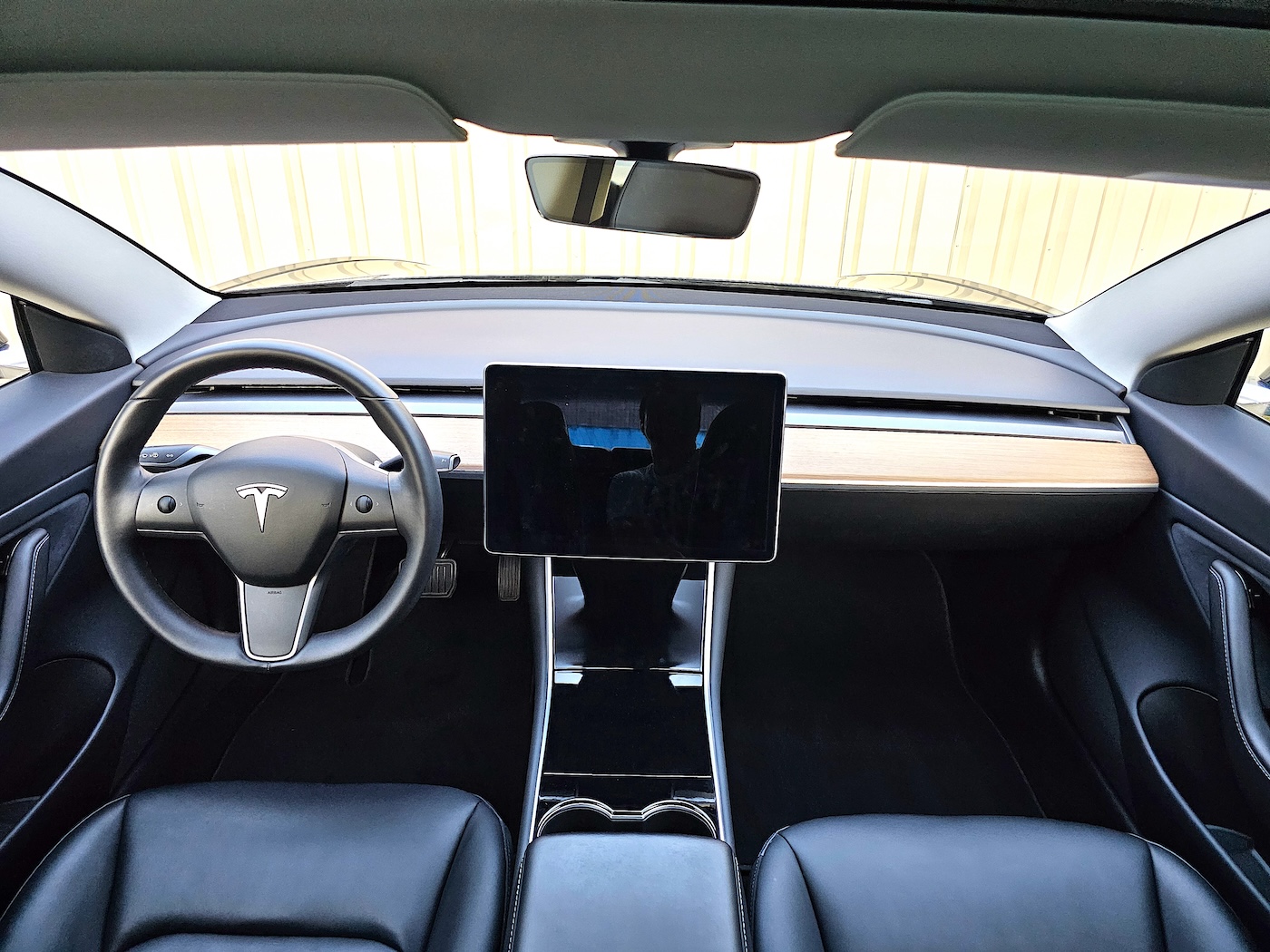 
Tesla Model 3 long range full									