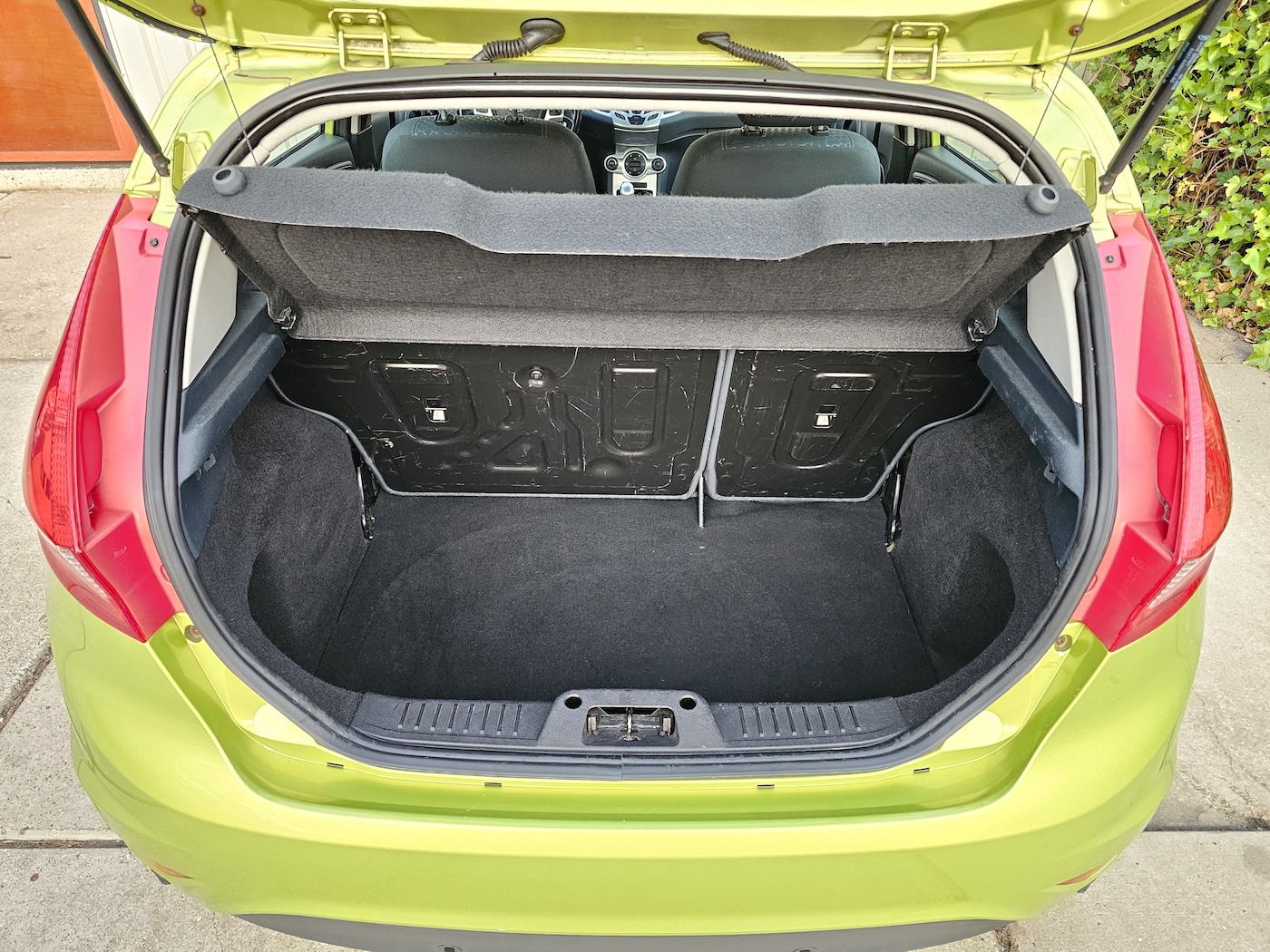 
Ford Fiesta 1.25 Titanium full									
