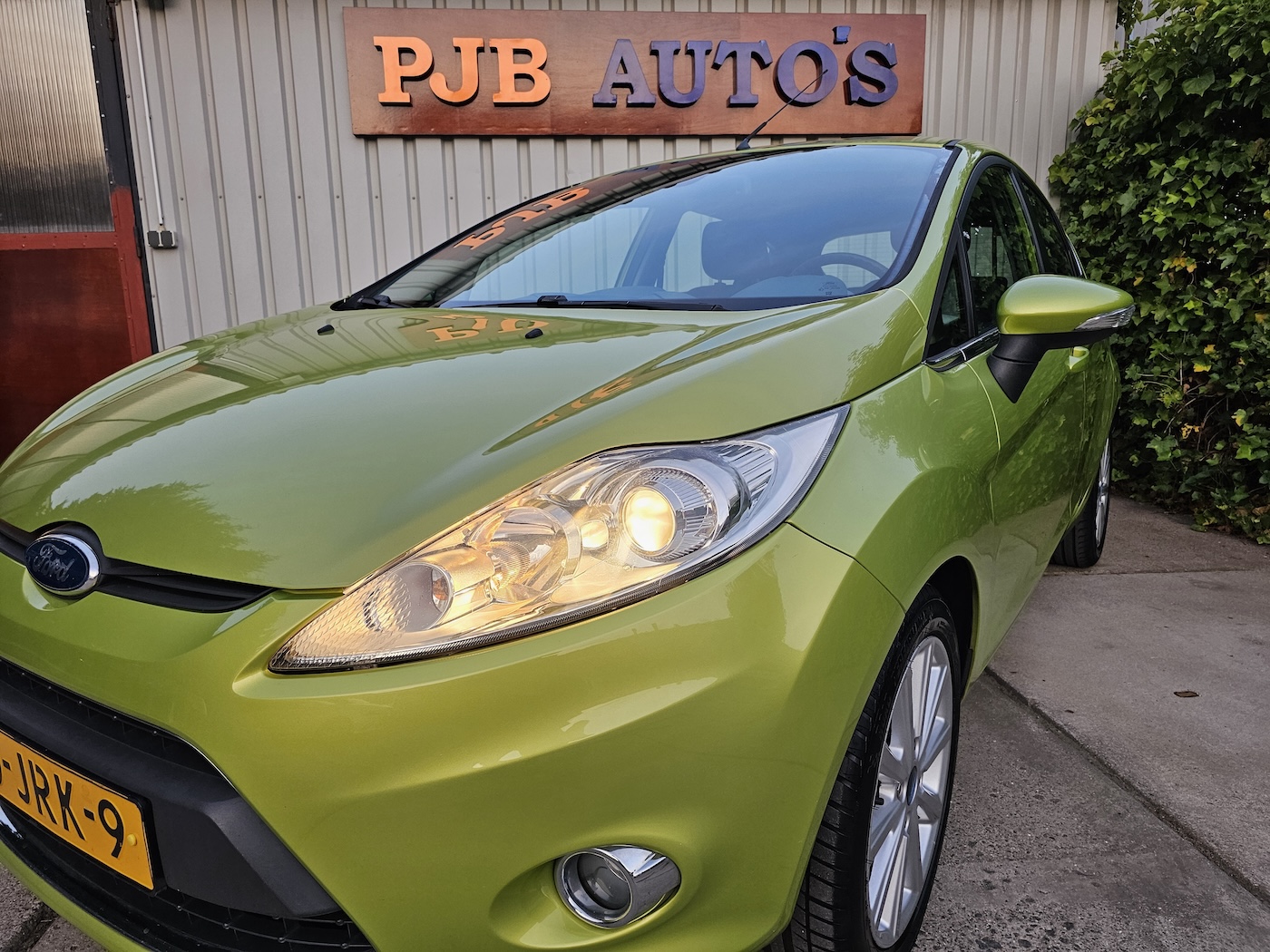 
Ford Fiesta 1.25 Titanium full									