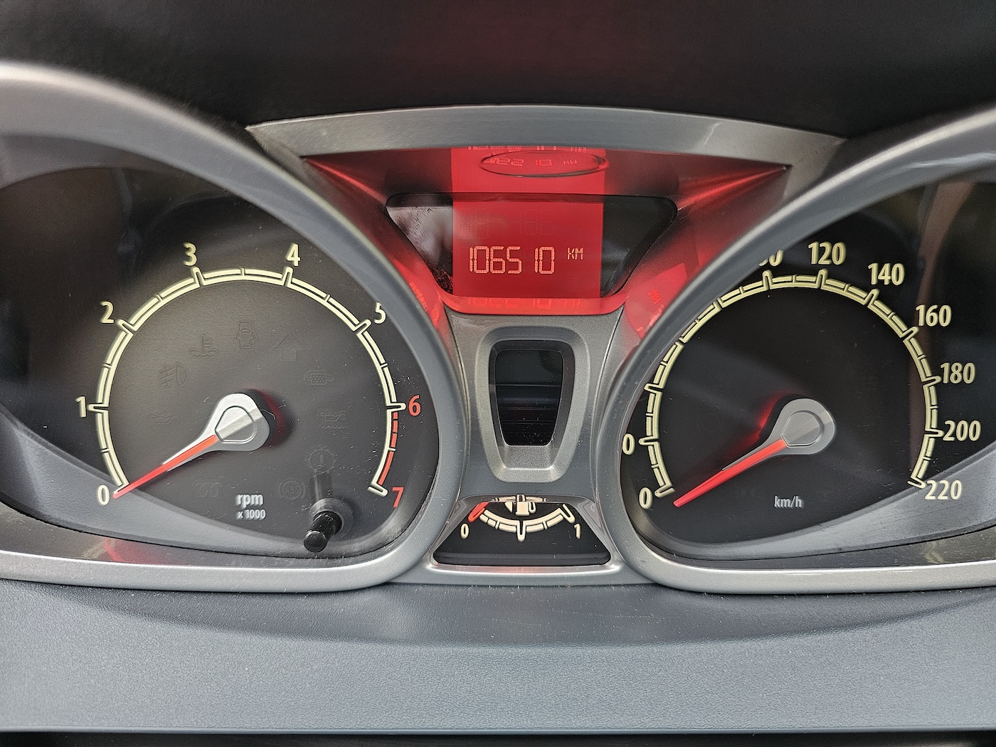 
Ford Fiesta 1.25 Titanium full									